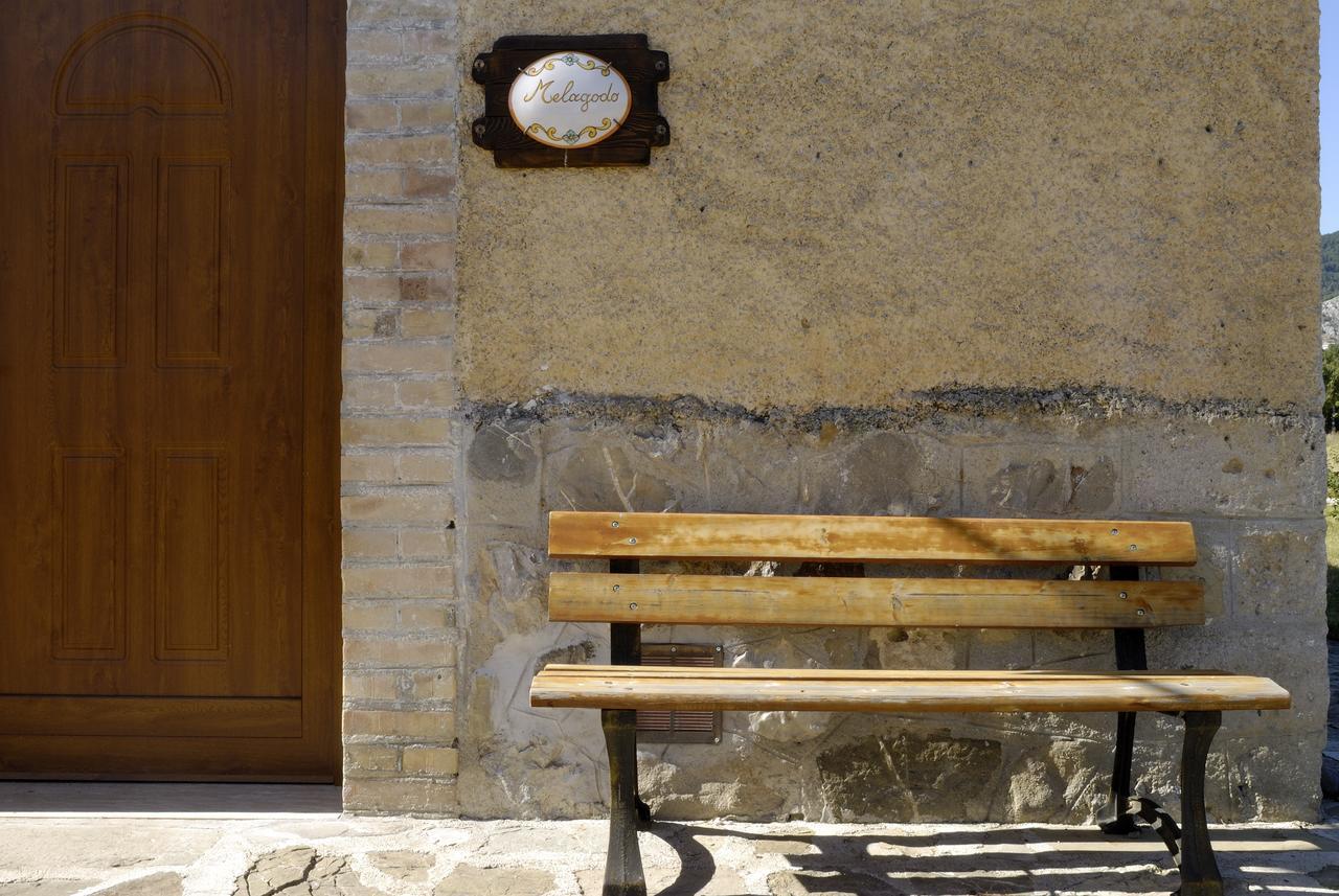 Il Castelluccio Lägenhet Viggiano Exteriör bild